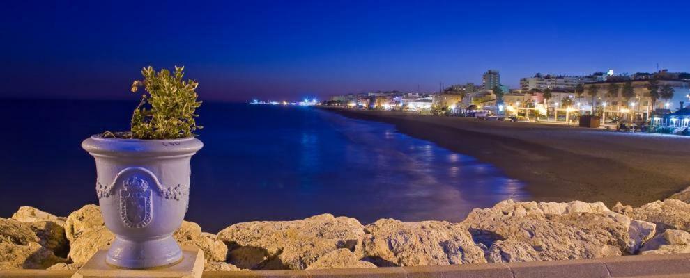 Carihuela Beach Pool Garage Wifi Torremolinos Kültér fotó